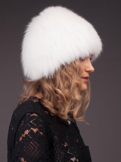 Knitted, stretchy white fox fur hat