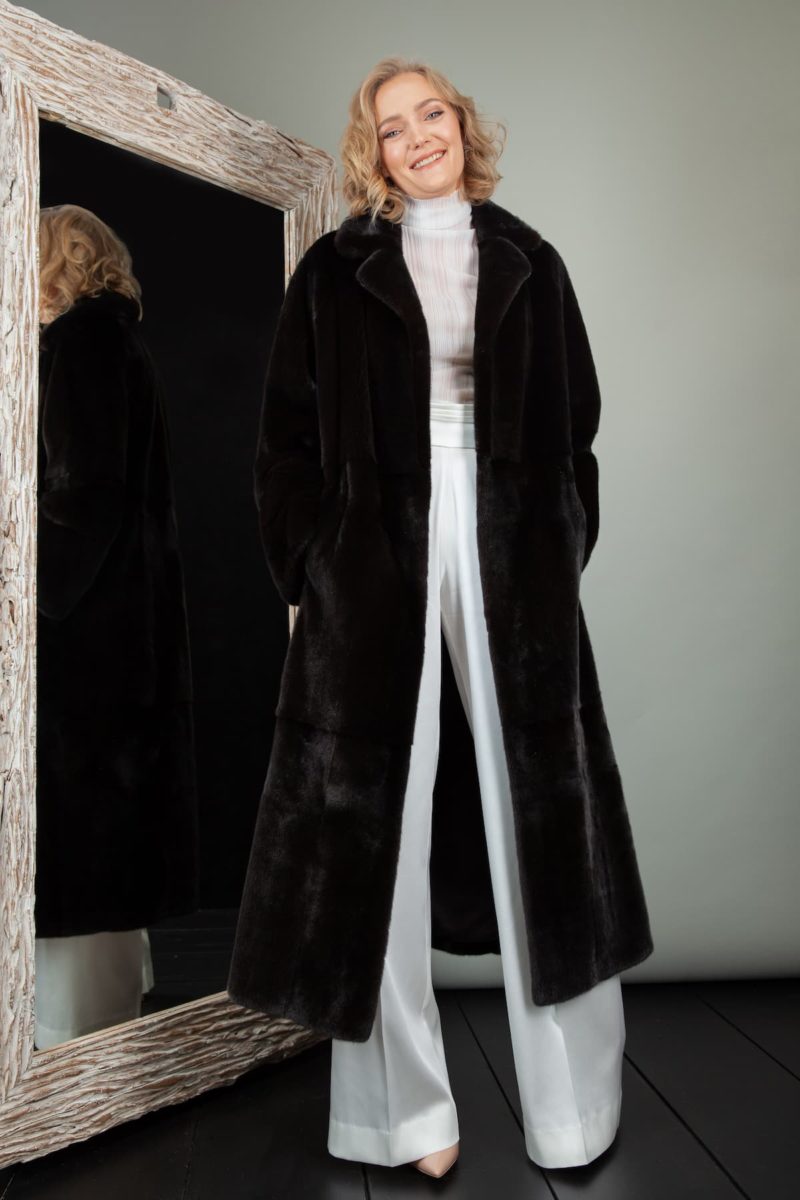 Black velvet mink fur coat with rever collar