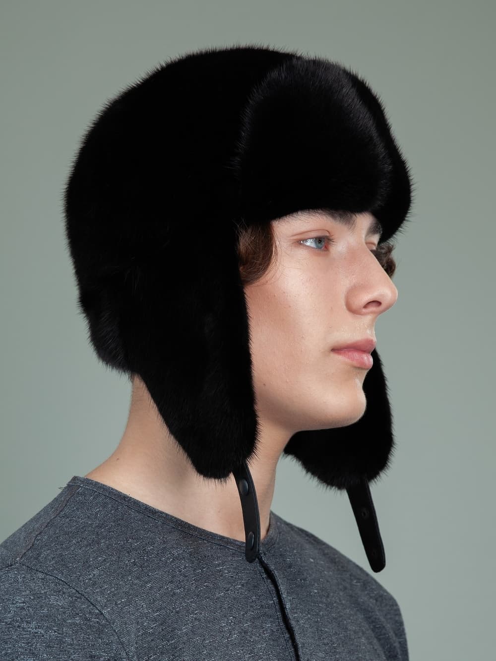 Accessories Hats & Caps Winter Hats Black Mink Fur Hat for Women Handmade of High-Quality Natural Mink Fur 