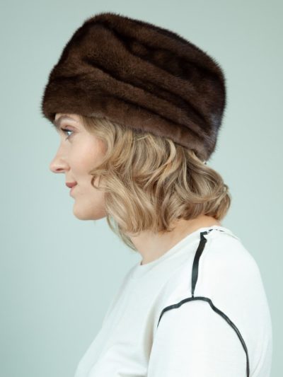 classic natural mink fur hat with flat top for women