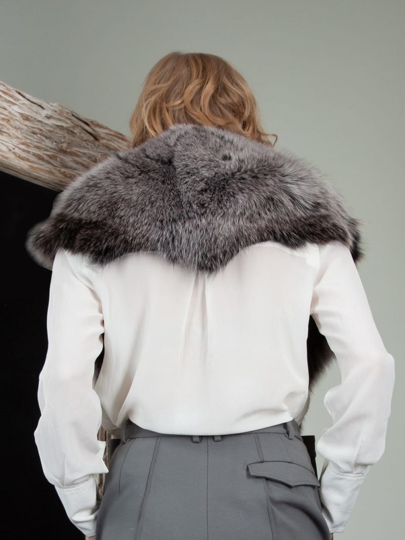 gray fox fur wide collar with decoration