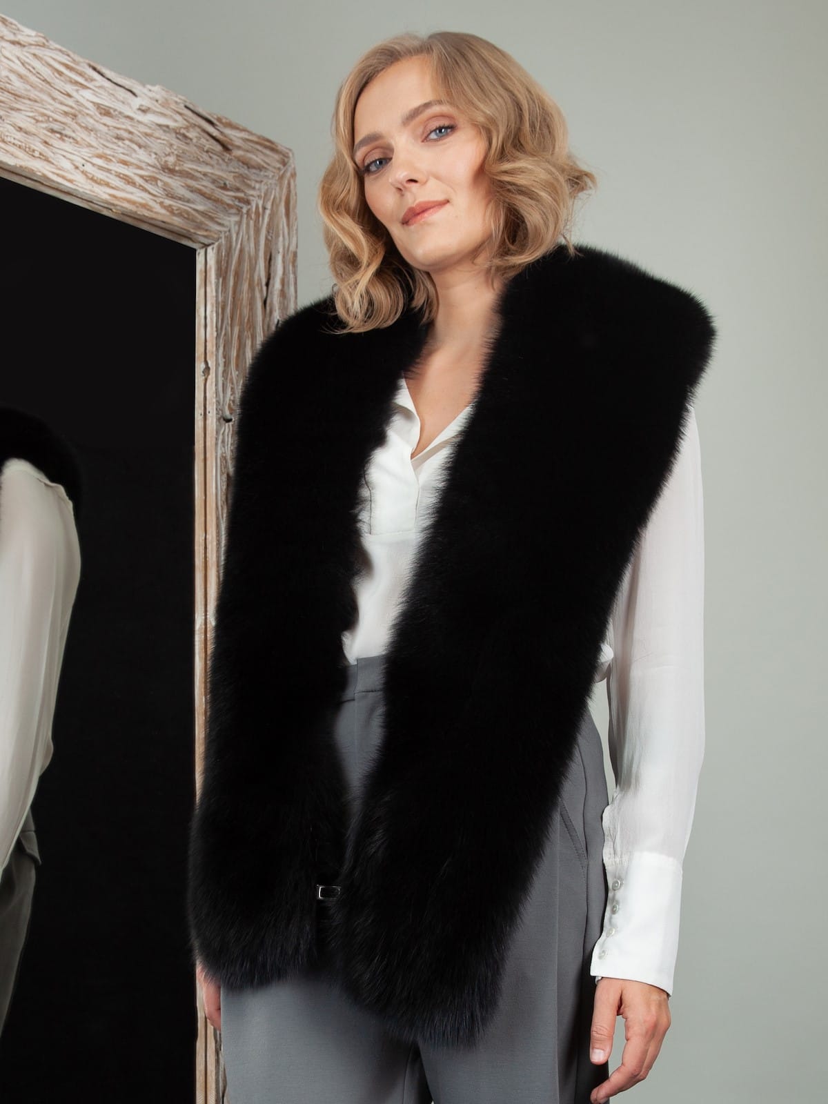 Keyhole Black Fox Fur Long Collar | Handmade by NordFur