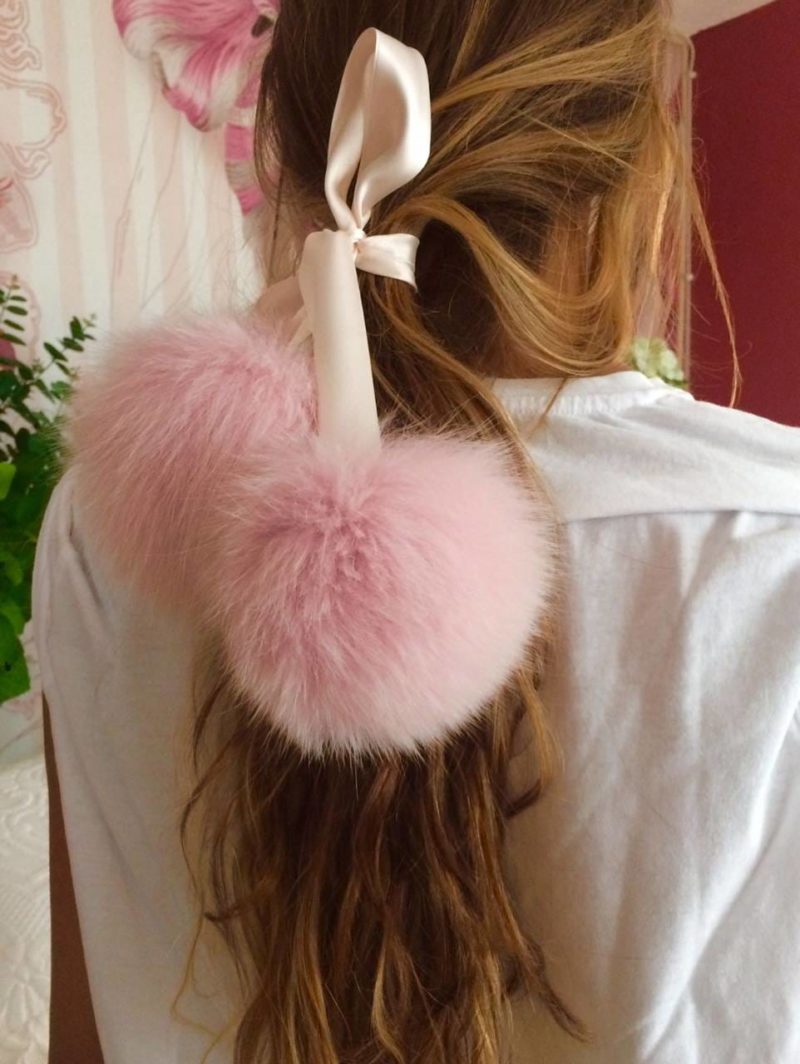 pink fox fur ribbon choker
