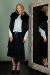 black baby merino wool shawl with detachable fox fur collar