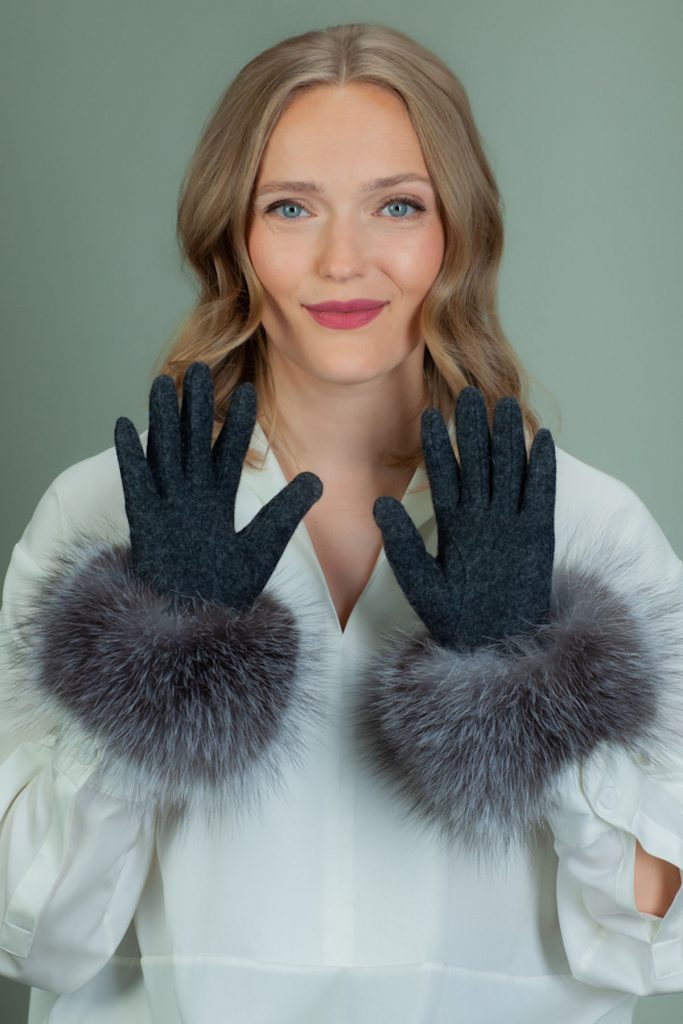 Gray Wool Gloves with Silver Fox Fur Wrist Cuffs Handmade by NordFur